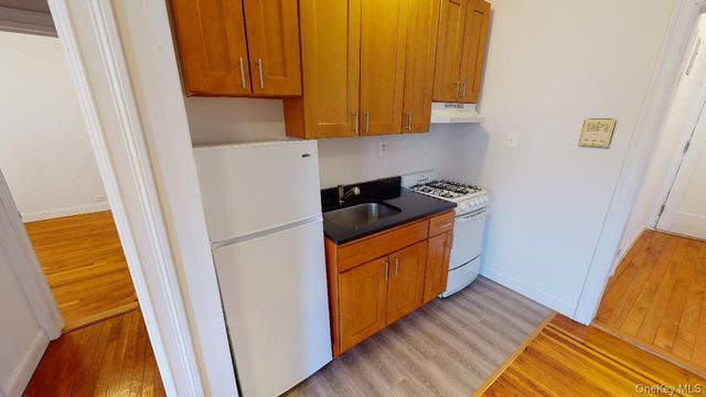 108-02 72nd Avenue 3D, Forest Hills, NY 11375