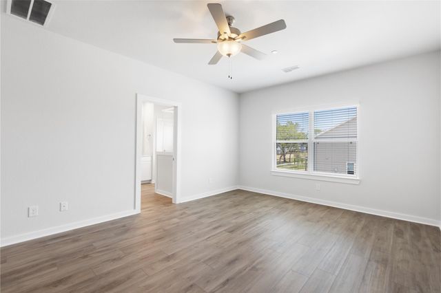 3037 Dovedale Street, Pearland, TX 77548