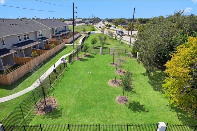 3037 Dovedale Street, Pearland, TX 77548