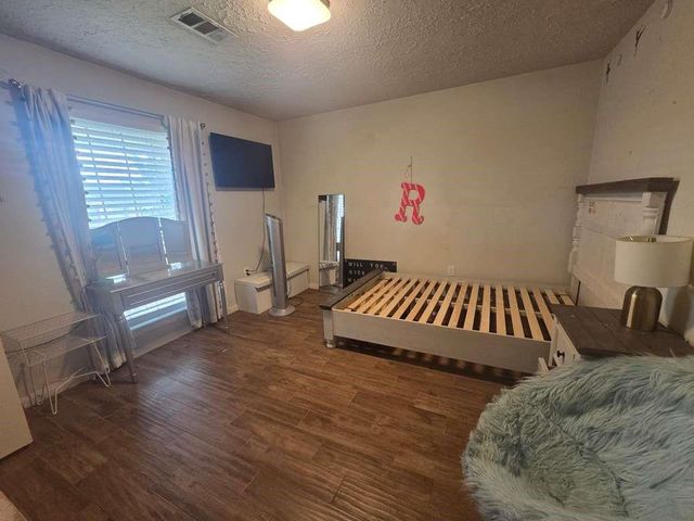 6002 Beaudry Drive, Houston, TX 77035