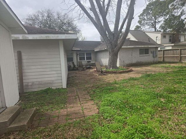 6002 Beaudry Drive, Houston, TX 77035