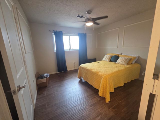 6002 Beaudry Drive, Houston, TX 77035