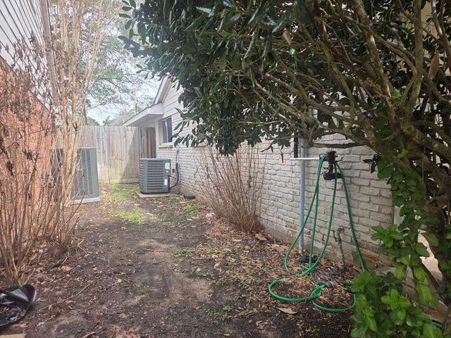 6002 Beaudry Drive, Houston, TX 77035