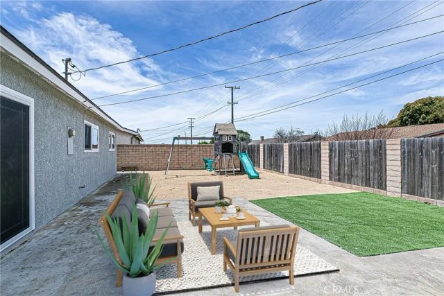 1621 W Pine, Lompoc, CA 93436