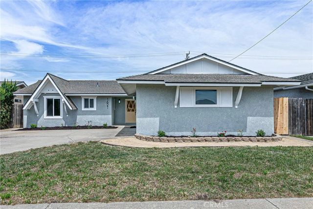 1621 W Pine, Lompoc, CA 93436
