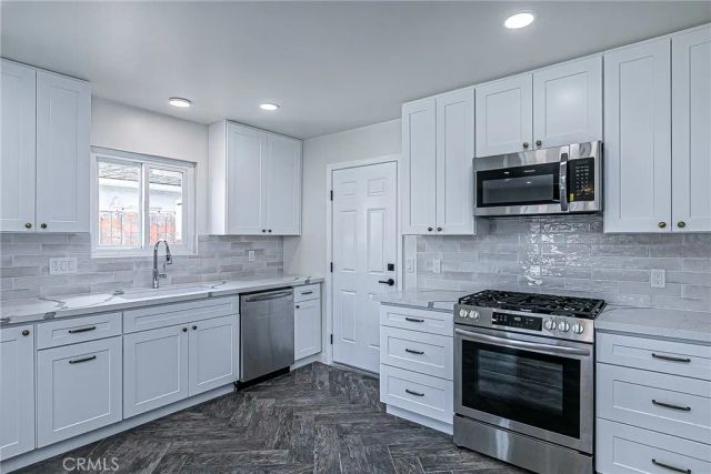 1621 W Pine, Lompoc, CA 93436