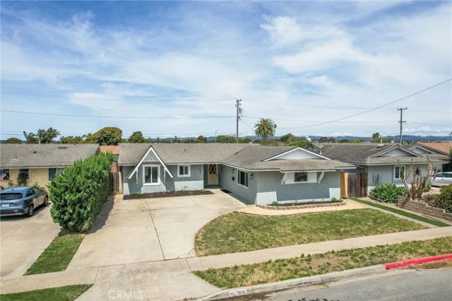1621 W Pine, Lompoc, CA 93436