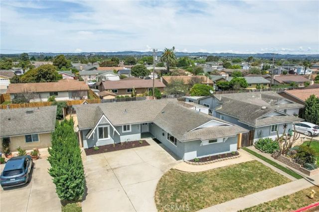 1621 W Pine, Lompoc, CA 93436
