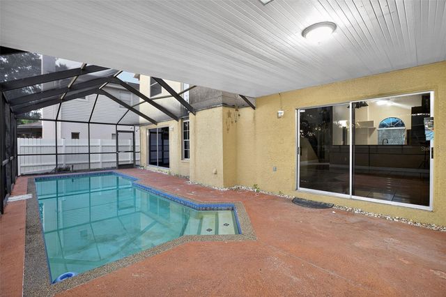 12004 W POND WAY, Tampa, FL 33635