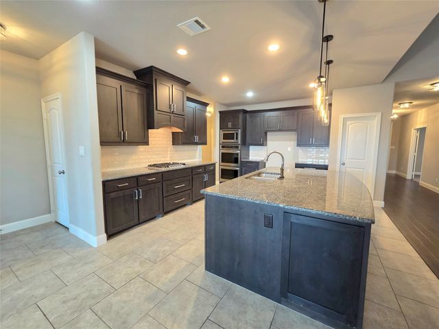 6916 Talon Drive, Fort Worth, TX 76179
