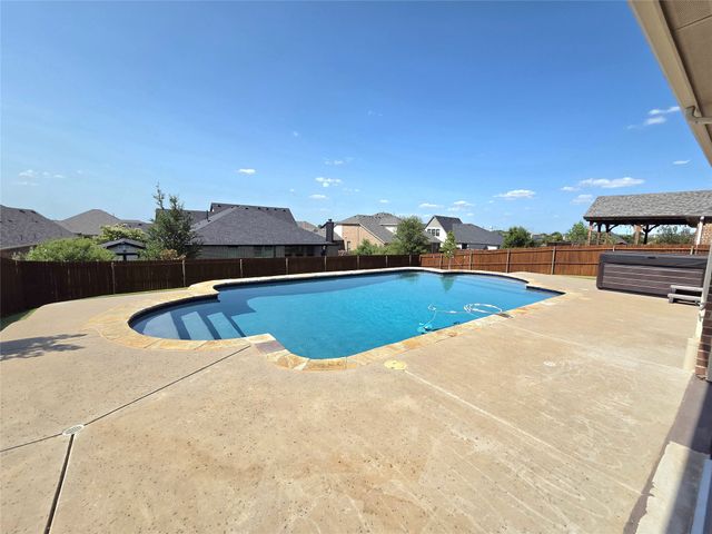 6916 Talon Drive, Fort Worth, TX 76179