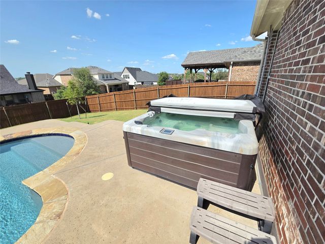 6916 Talon Drive, Fort Worth, TX 76179