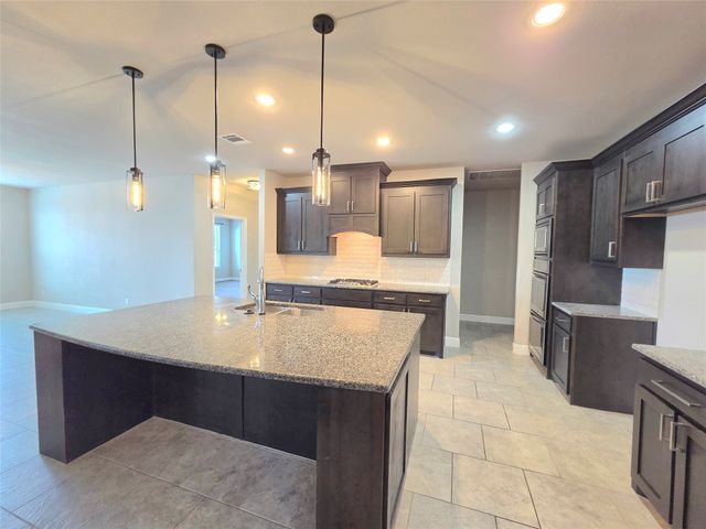 6916 Talon Drive, Fort Worth, TX 76179