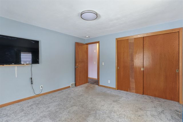 29460 M 62, Dowagiac, MI 49047