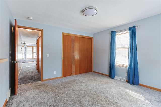 29460 M 62, Dowagiac, MI 49047