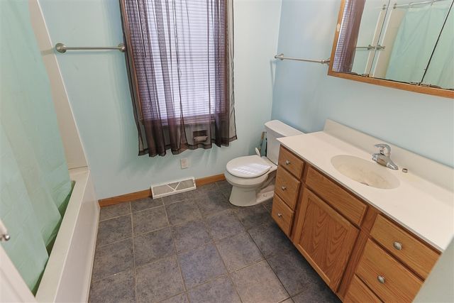 29460 M 62, Dowagiac, MI 49047