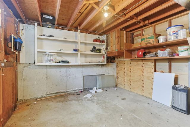 29460 M 62, Dowagiac, MI 49047