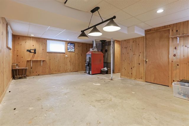 29460 M 62, Dowagiac, MI 49047