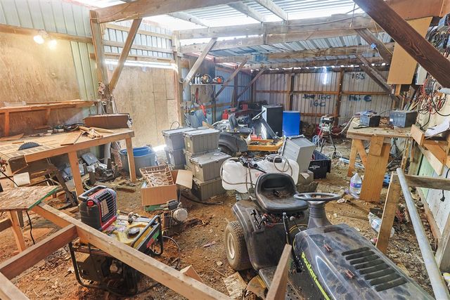 29460 M 62, Dowagiac, MI 49047