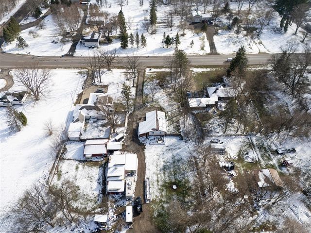 29460 M 62, Dowagiac, MI 49047