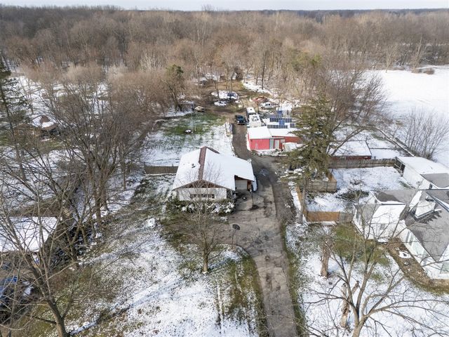 29460 M 62, Dowagiac, MI 49047