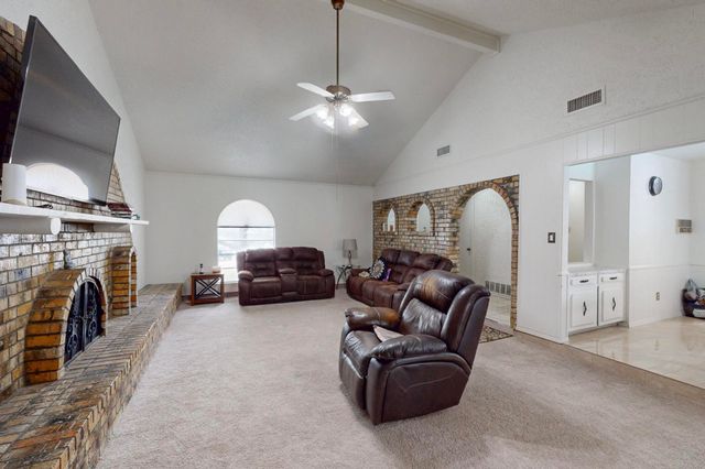 3213 Spring Valley Drive, Bedford, TX 76021
