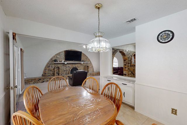 3213 Spring Valley Drive, Bedford, TX 76021