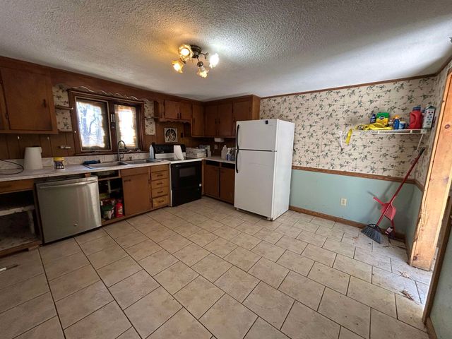 25 Hobart Road, Bristol, NH 03222