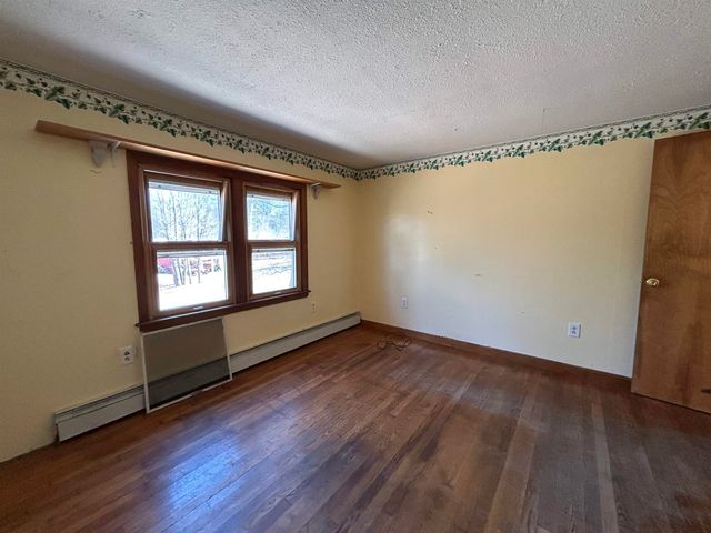 25 Hobart Road, Bristol, NH 03222
