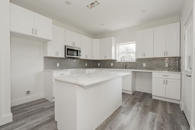 204 Crenshaw Street, Terrell, TX 75160