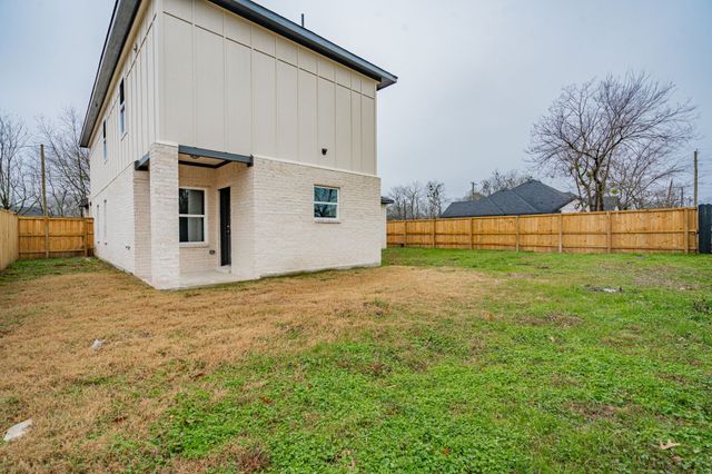 204 Crenshaw Street, Terrell, TX 75160