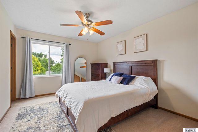 15309 Wirt Street, Omaha, NE 68116