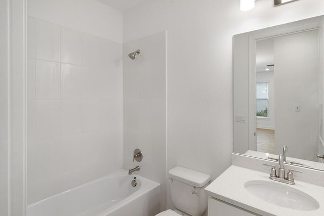9956 SW Santini Road, Port St. Lucie, FL 34987