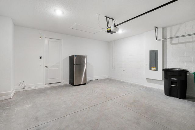 9956 SW Santini Road, Port St. Lucie, FL 34987