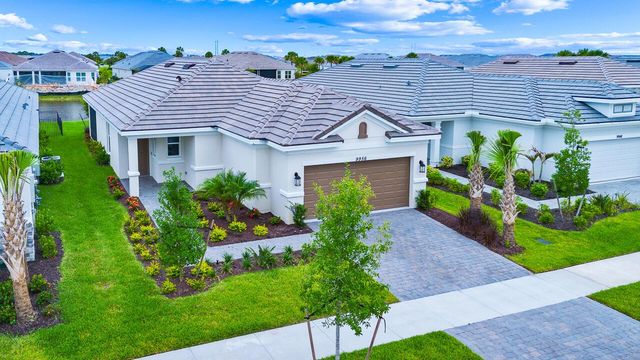 9956 SW Santini Road, Port St. Lucie, FL 34987