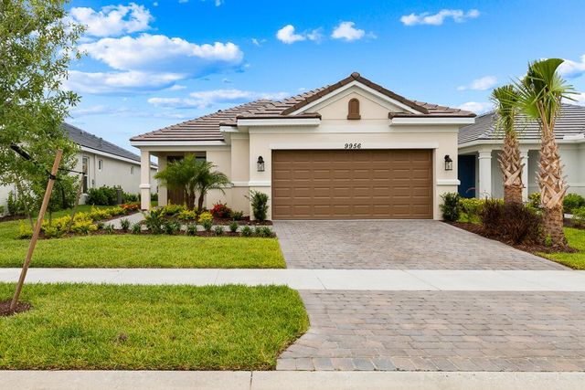 9956 SW Santini Road, Port St. Lucie, FL 34987