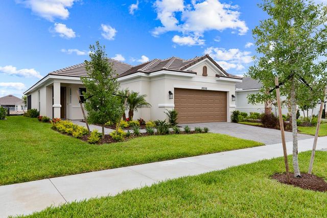 9956 SW Santini Road, Port St. Lucie, FL 34987