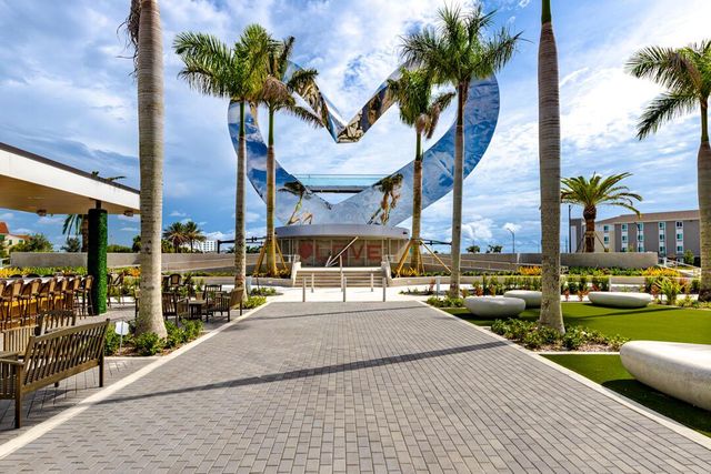 9956 SW Santini Road, Port St. Lucie, FL 34987