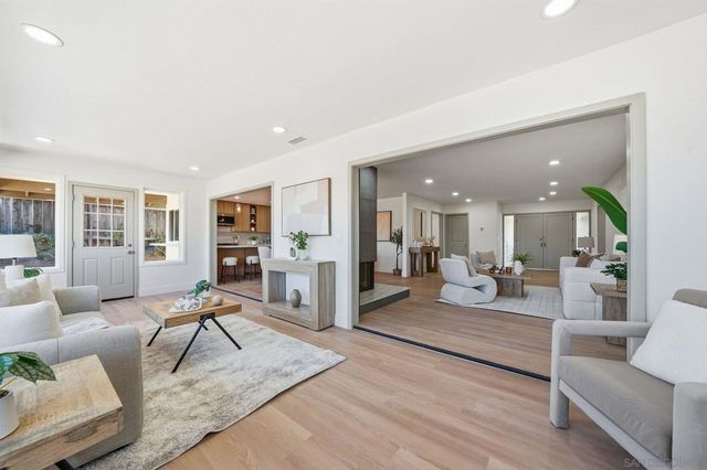 16625 SAN TOMAS DR, San Diego, CA 92128