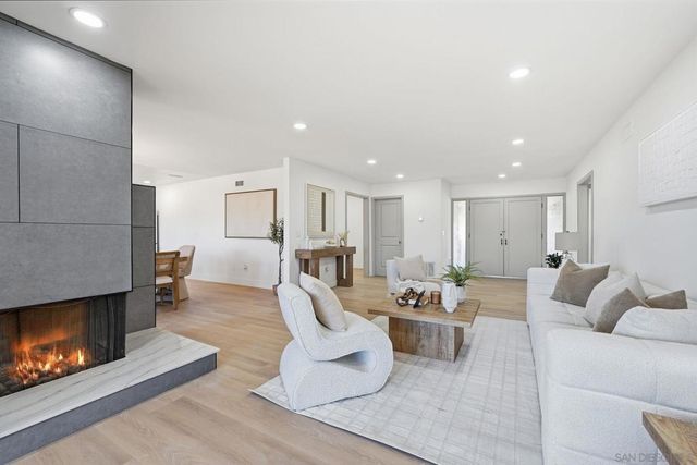 16625 SAN TOMAS DR, San Diego, CA 92128