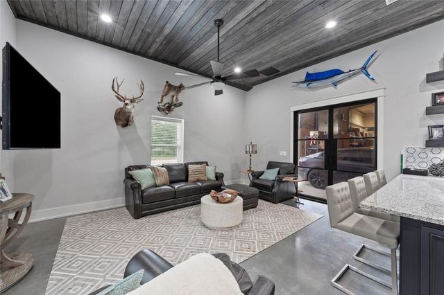 19102 Post Oak RD, Bartlett, TX 76511