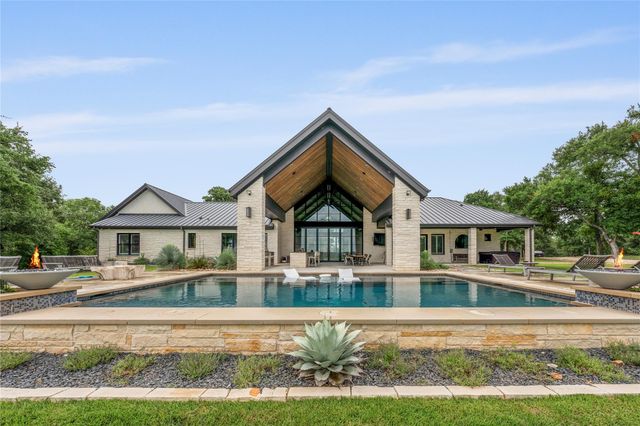 19102 Post Oak RD, Bartlett, TX 76511