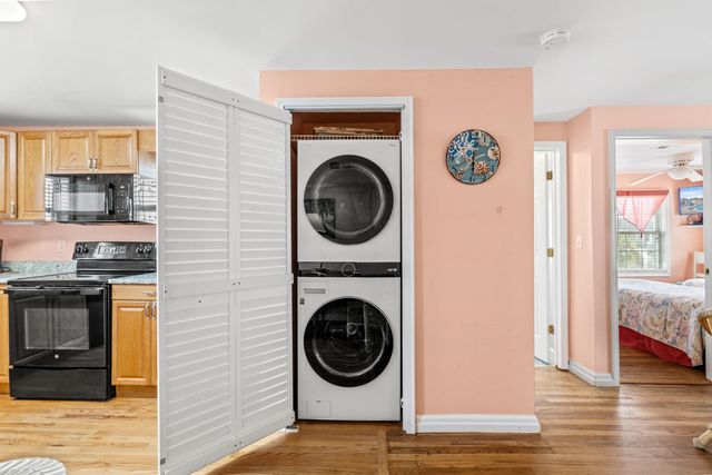 329 54th Ave. N, North Myrtle Beach, SC 29582