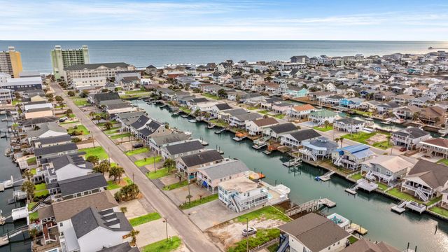 329 54th Ave. N, North Myrtle Beach, SC 29582