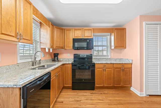 329 54th Ave. N, North Myrtle Beach, SC 29582