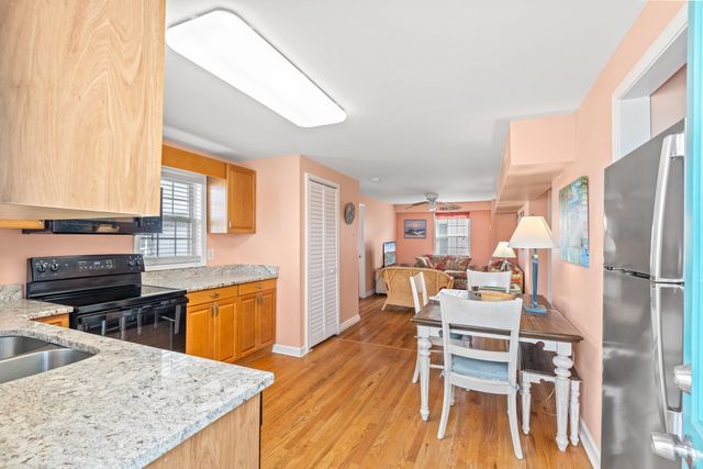 329 54th Ave. N, North Myrtle Beach, SC 29582
