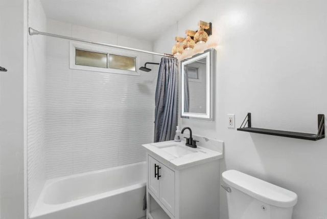 5478 Gilbert Drive, San Diego, CA 92115