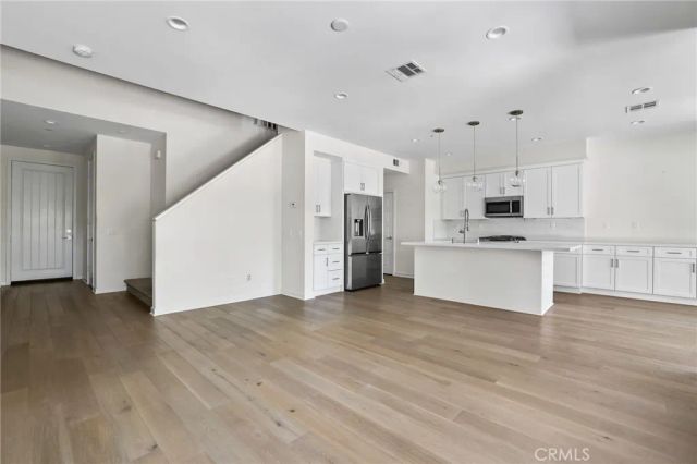 216 Finch, Lake Forest, CA 92630