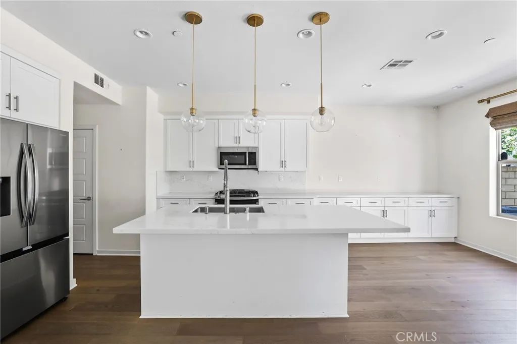 216 Finch, Lake Forest, CA 92630