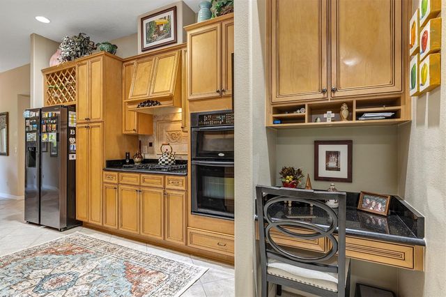 3251 KINGSTON WAY, Tavares, FL 32778